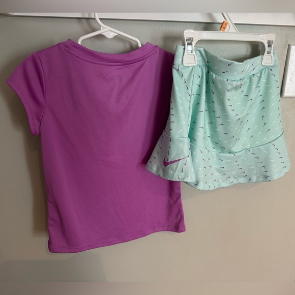 Girls size 6 Nike skort and top outfit - Picture 6 of 7
